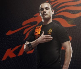 开云体育入口-赛道与球场，决胜时刻的终极较量—F1新赛季揭幕战与热火步行者决胜局的双重奏