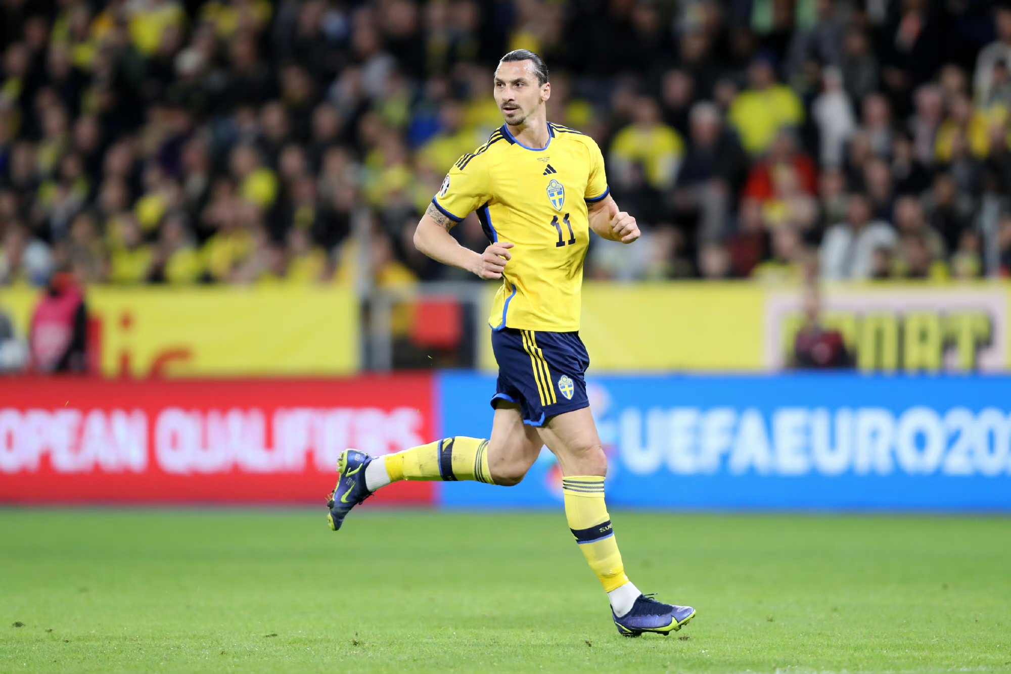 西班牙力克土耳其，伊布状态火热