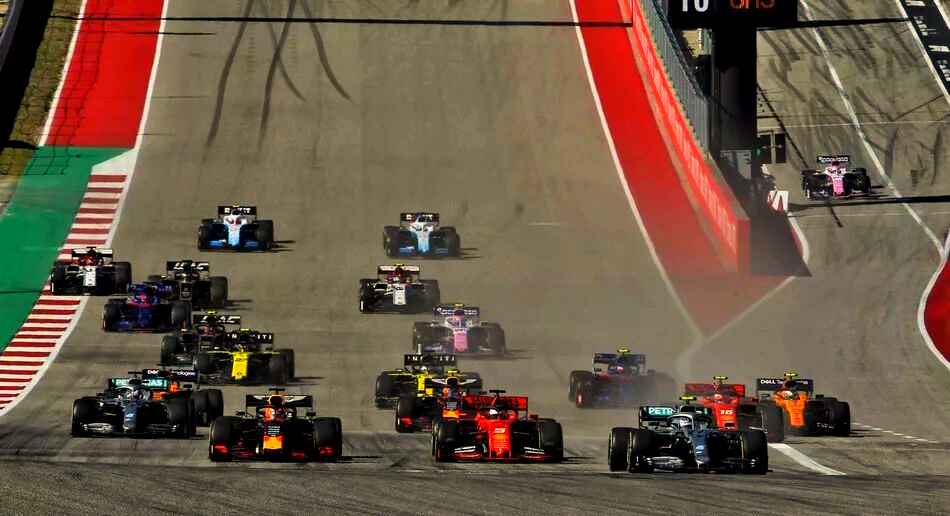 梅赛德斯轻取威廉姆斯，汉密尔顿统治全场