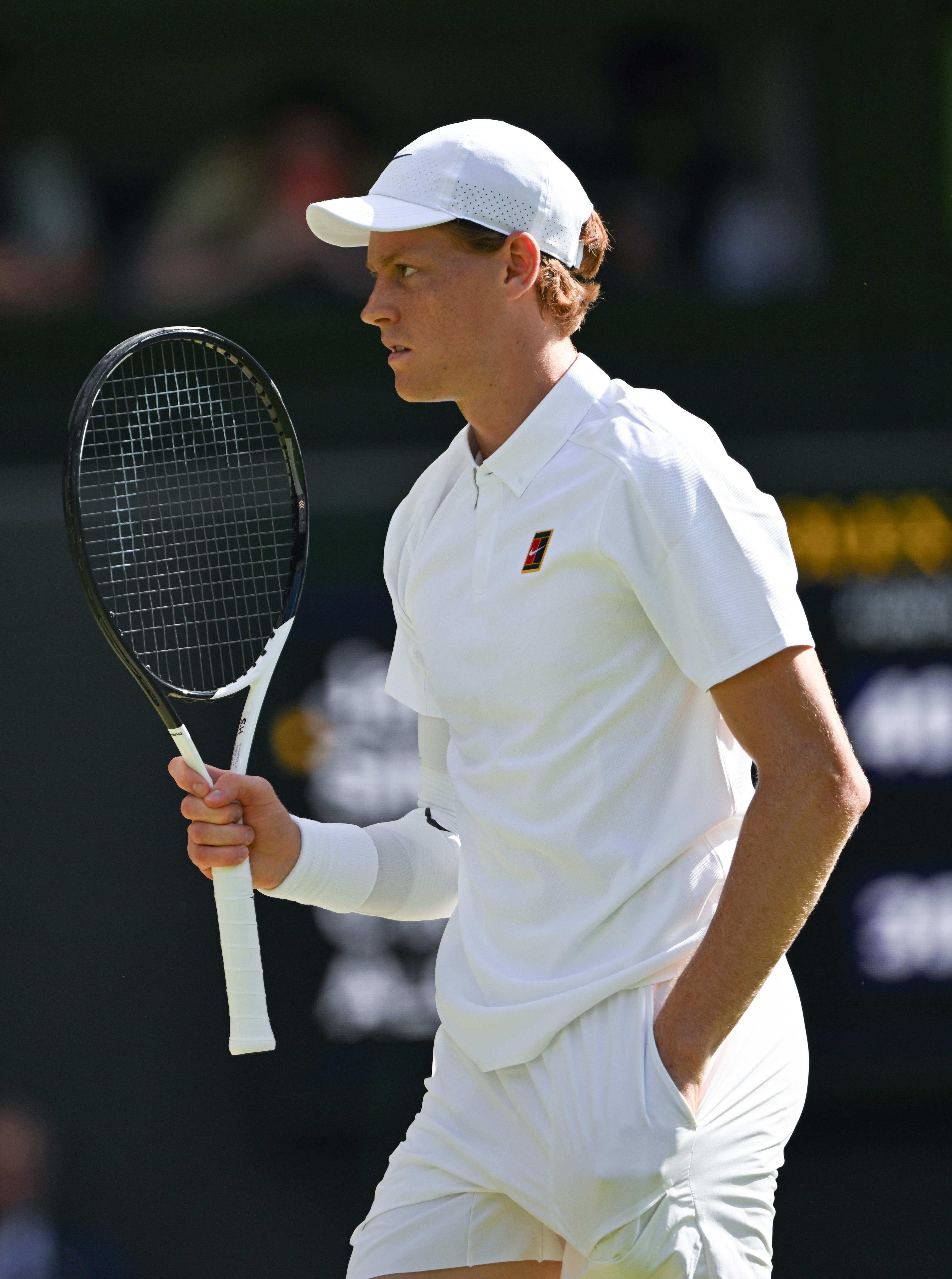 ATP总决赛轻取温网，辛纳惊艳四座