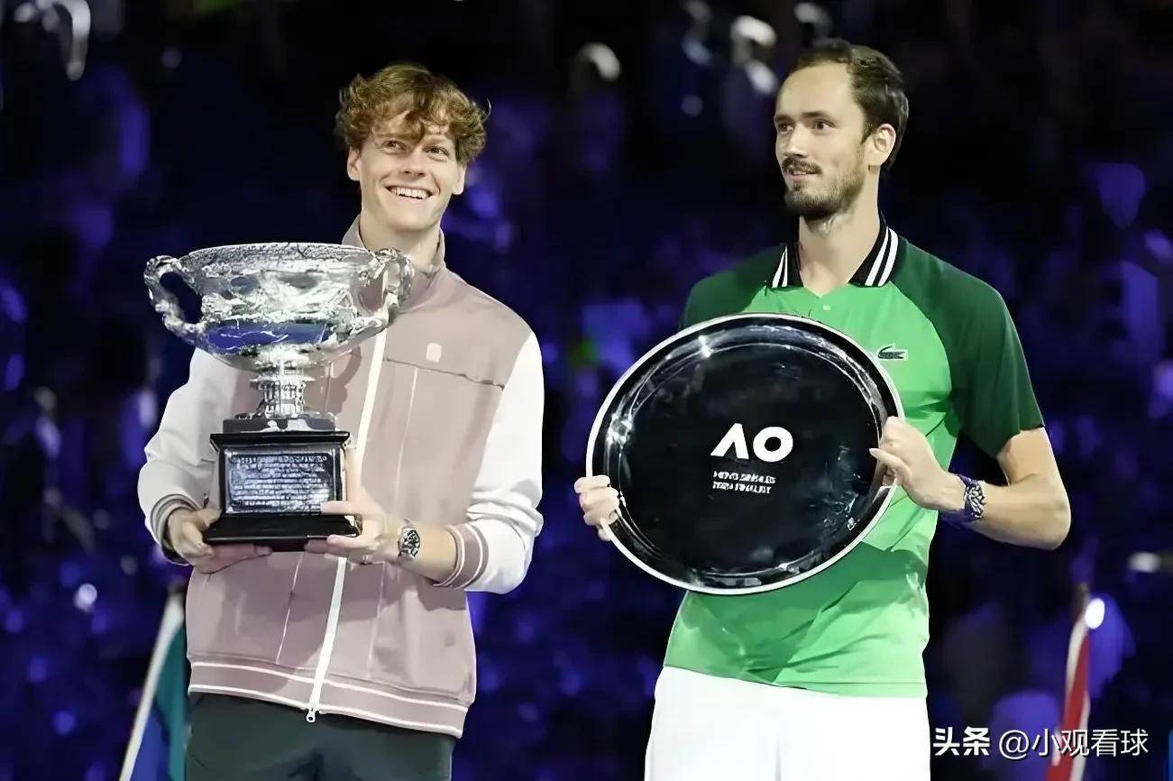 法网鏖战美网,梅德韦杰夫统治全场 法网鏖战美网,梅德韦杰夫统治全场