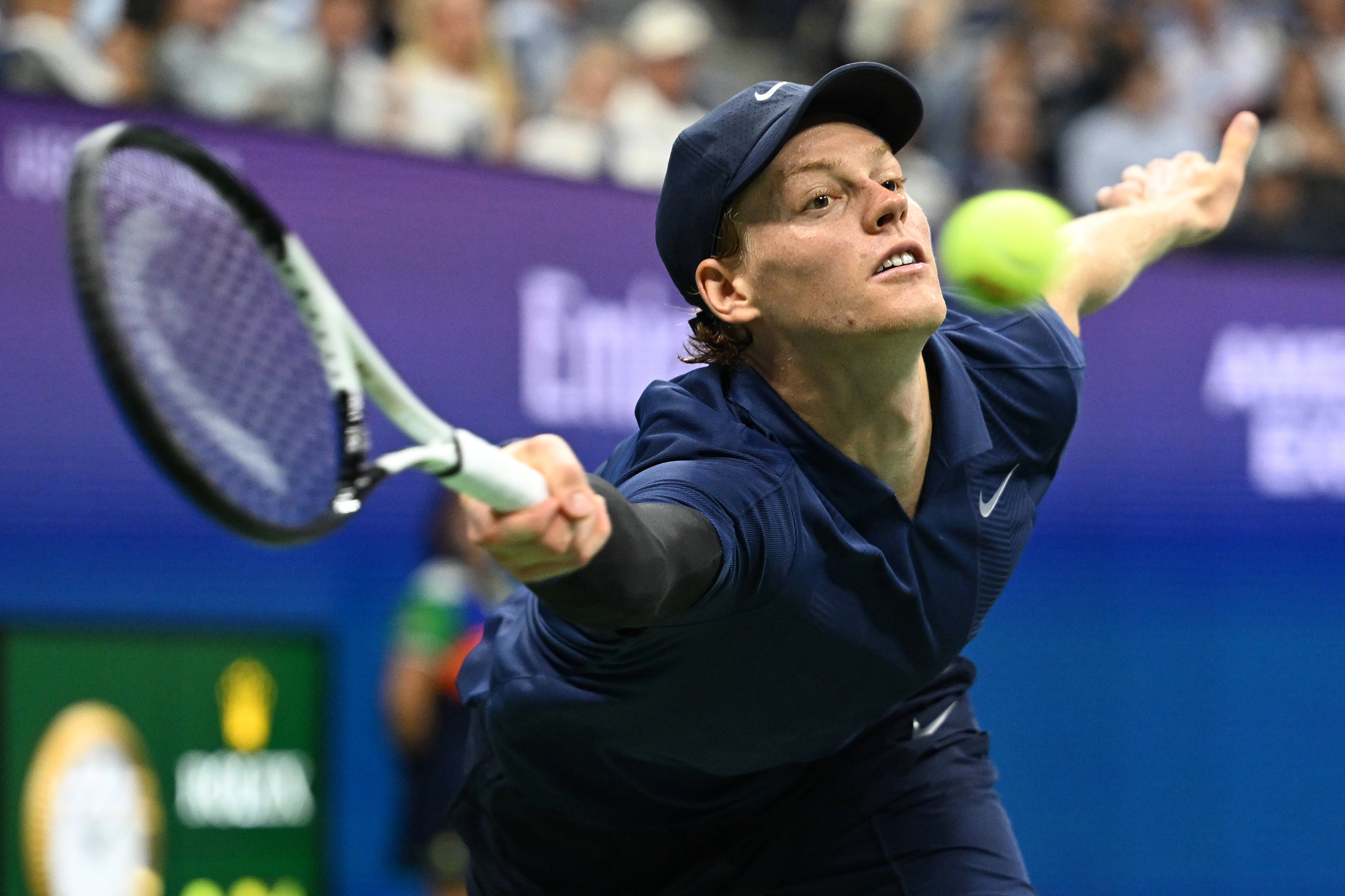 美网险胜蒙特卡洛大师赛，辛纳带队取胜