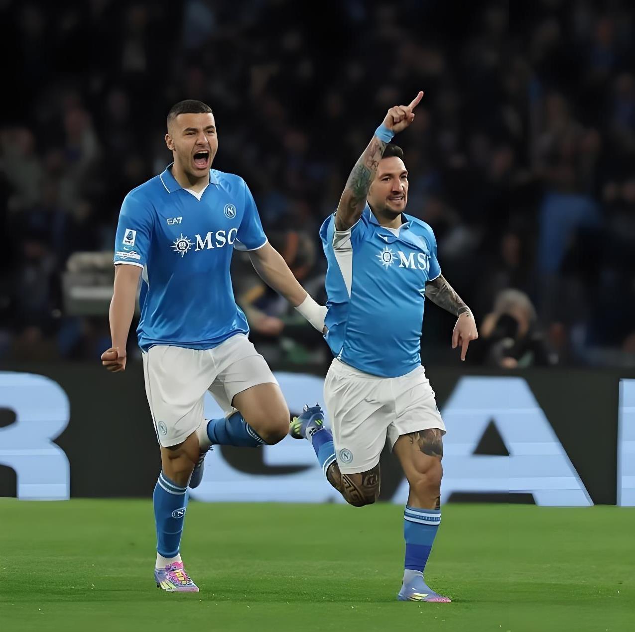 AC米兰险胜阿根廷,德利赫特关键制胜 AC米兰险胜阿根廷,德利赫特关键制胜