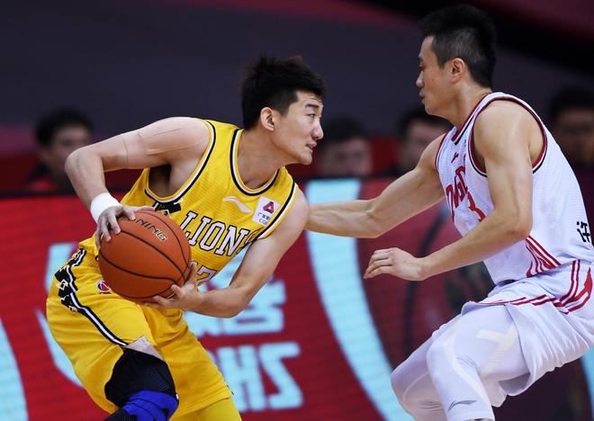 经过激烈争夺，优胜劣汰全面展现