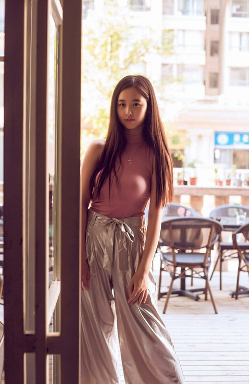 赛道之外，F1年度争冠焦点战与挪威封锁荷兰的意外共鸣