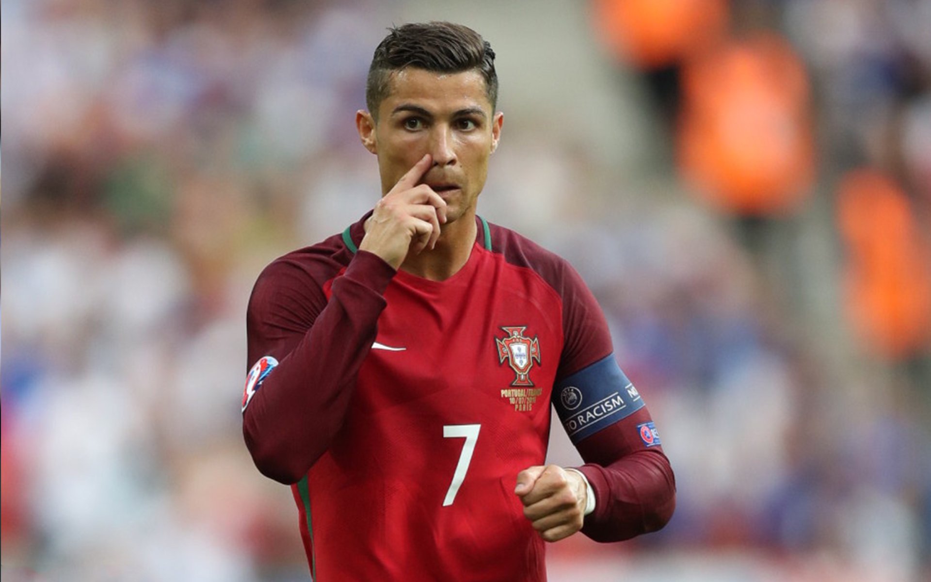 绿茵场上的双重奇迹,C罗逆境爆发与伊拉克青年军压哨绝杀阿森纳