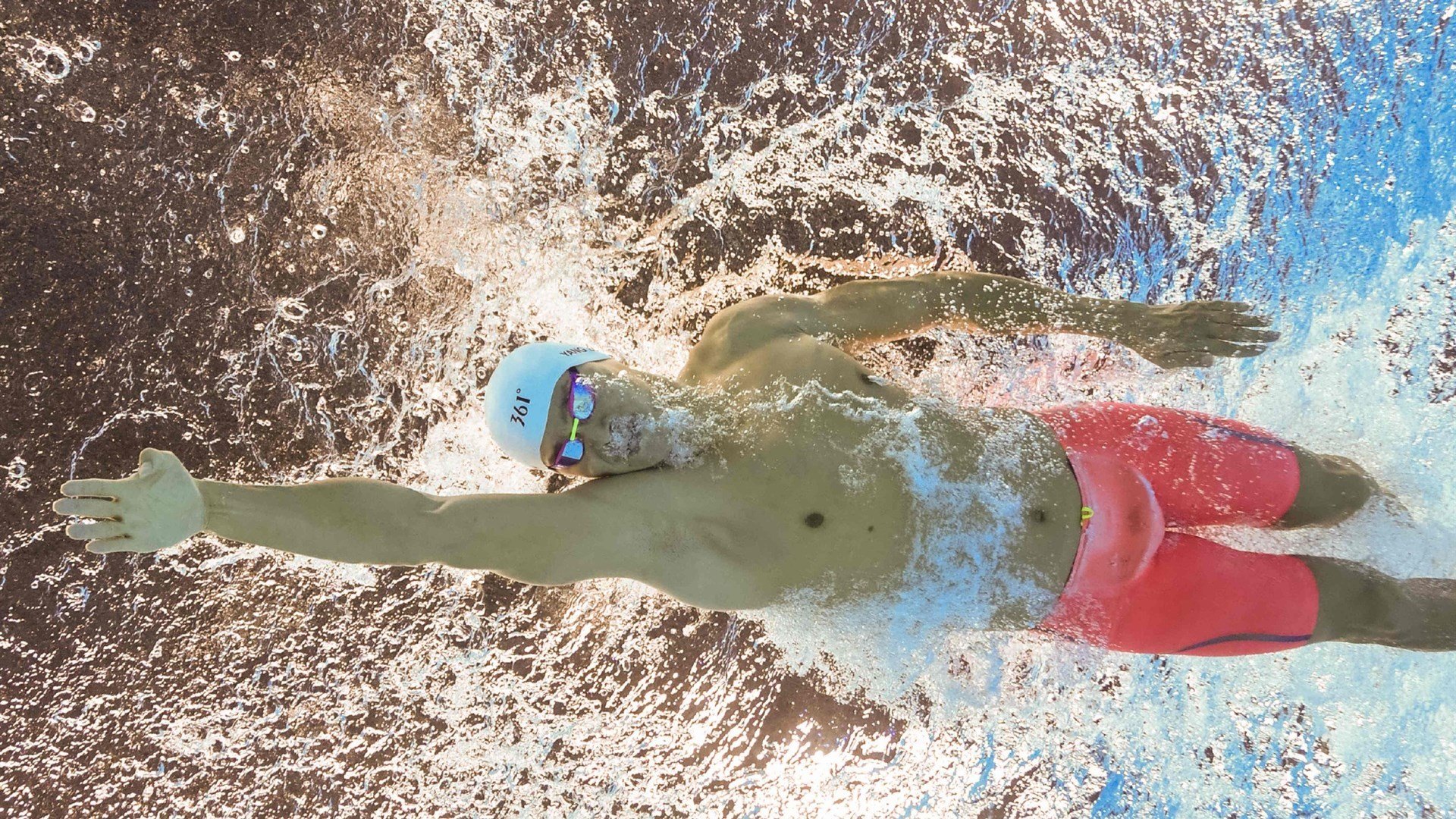 新疆队轻取篮网，利拉德扛起全队